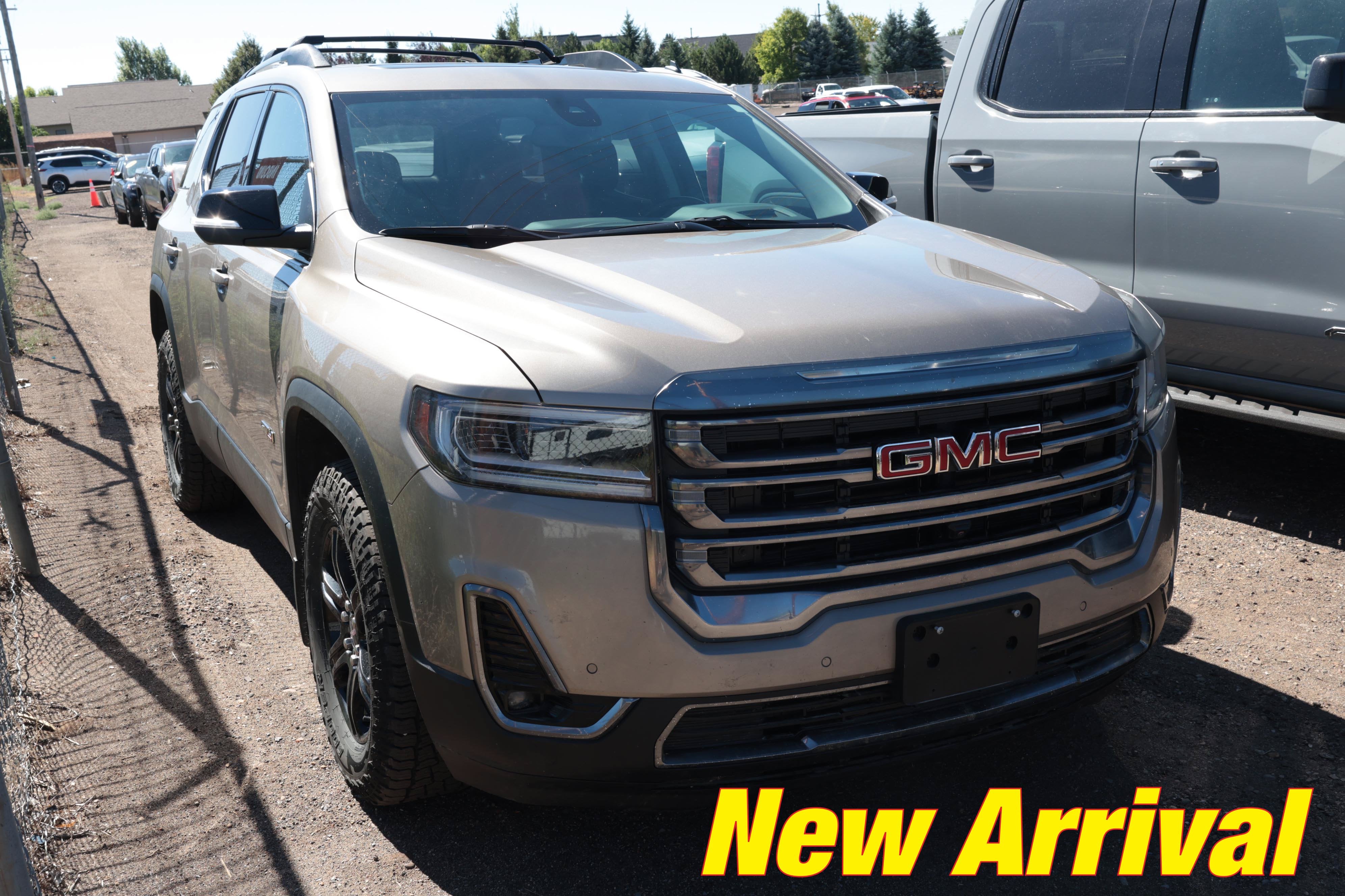 2023 GMC Acadia AT4