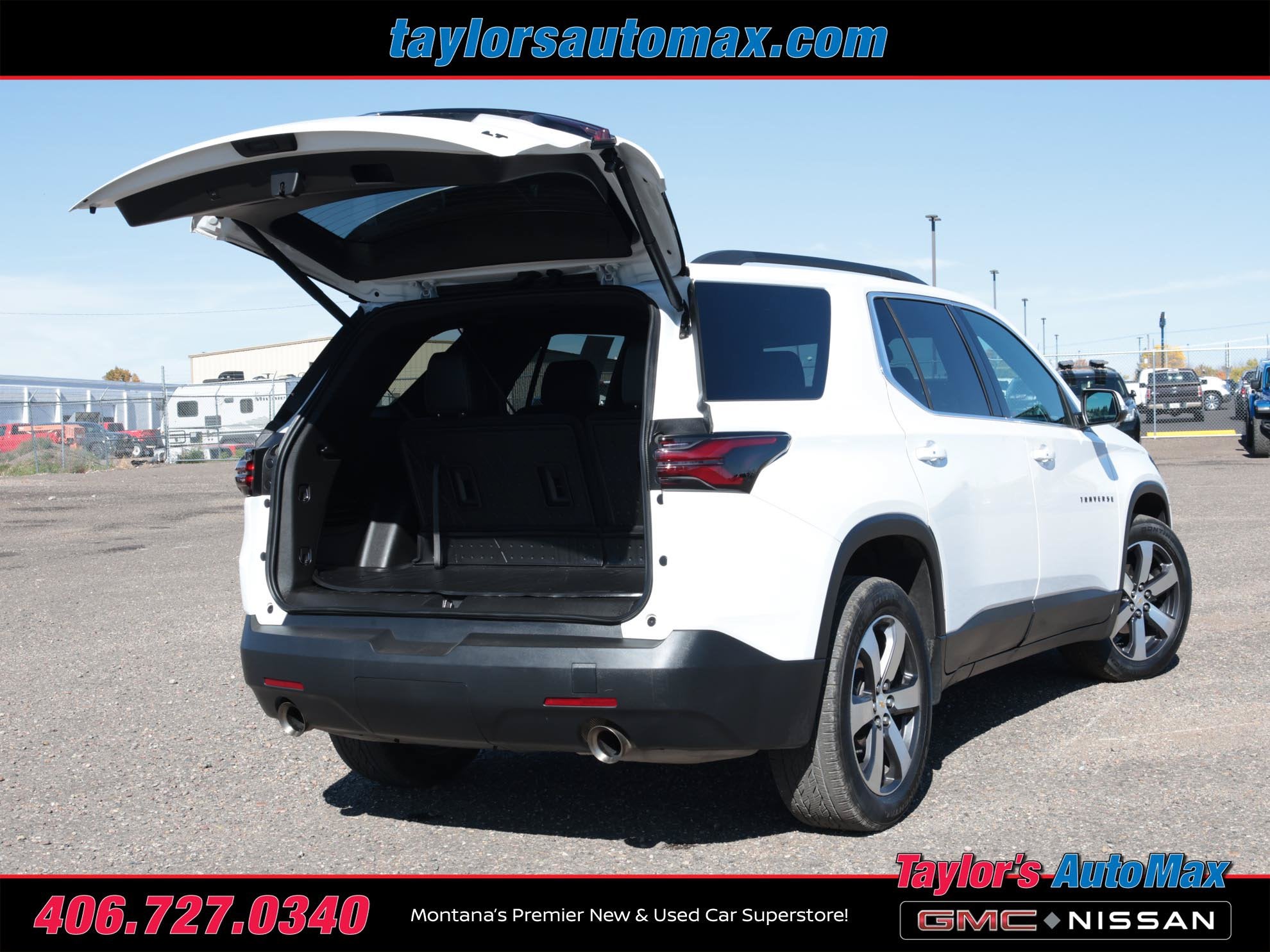 2023 Chevrolet Traverse LT Leather