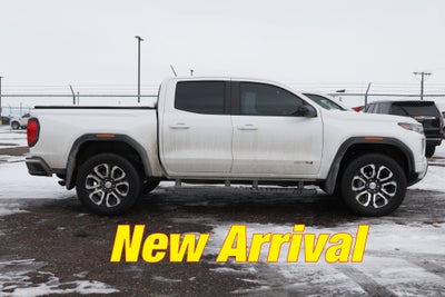 2024 GMC Canyon 4WD AT4