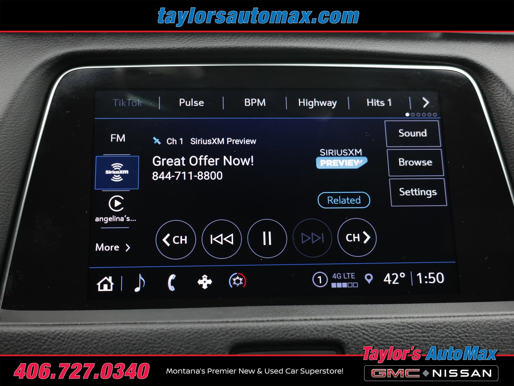 2022 Cadillac XT4 AWD Sport