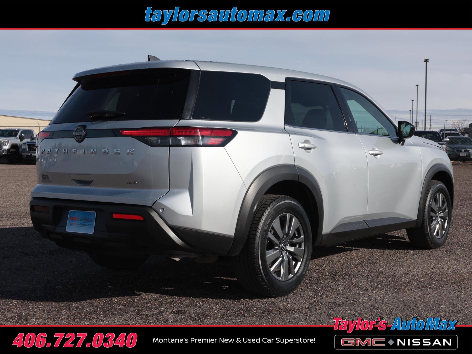 2024 Nissan Pathfinder S