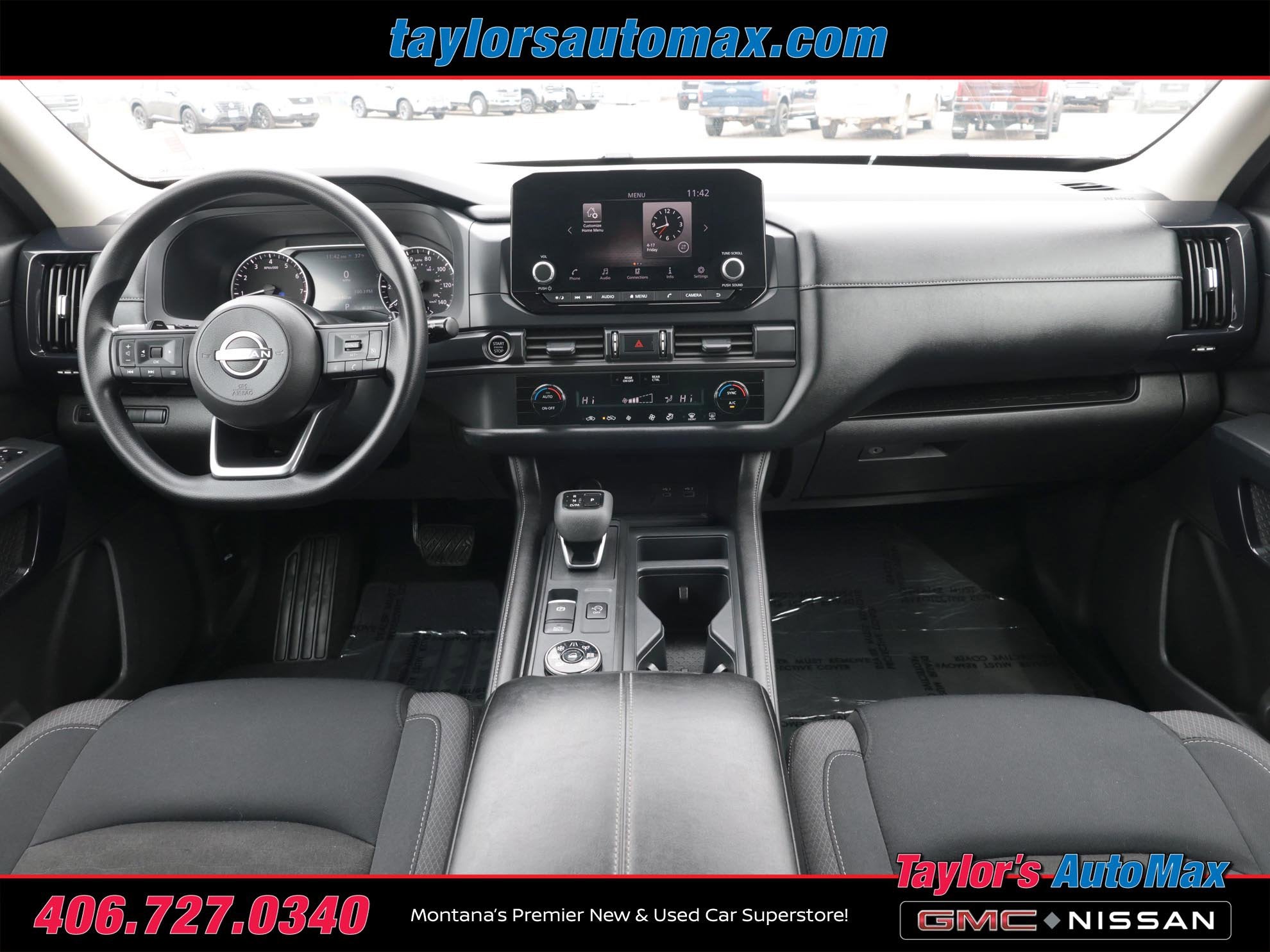 2024 Nissan Pathfinder S