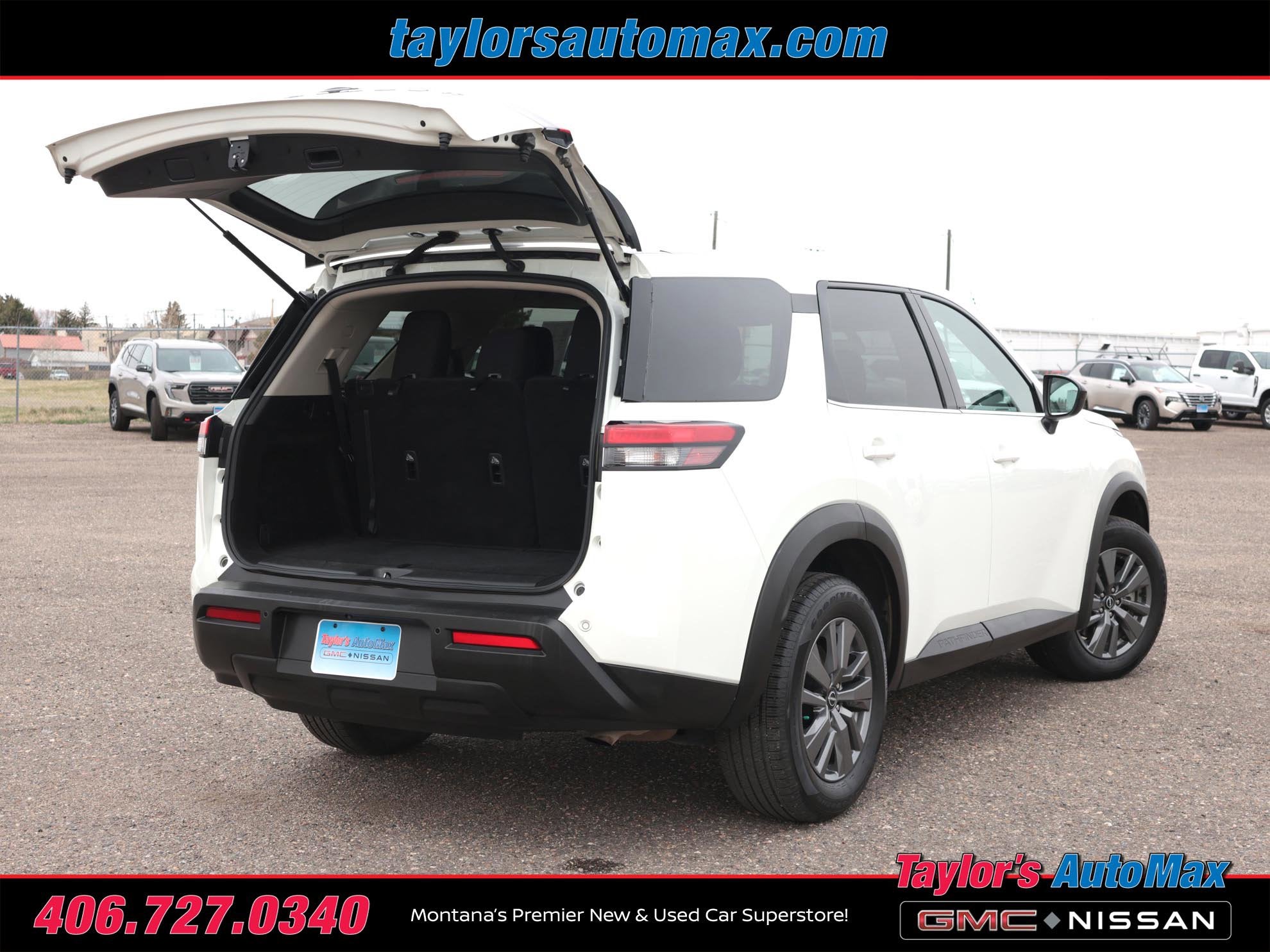2024 Nissan Pathfinder S