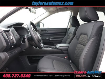 2024 Nissan Pathfinder S