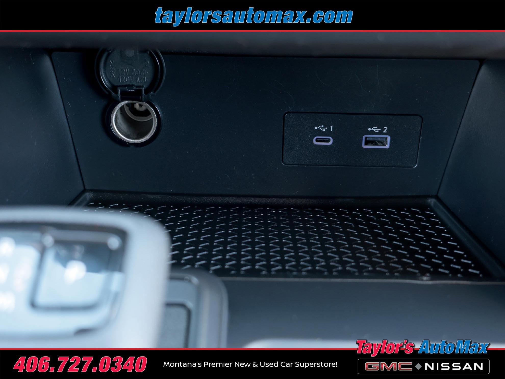 2024 Nissan Pathfinder S