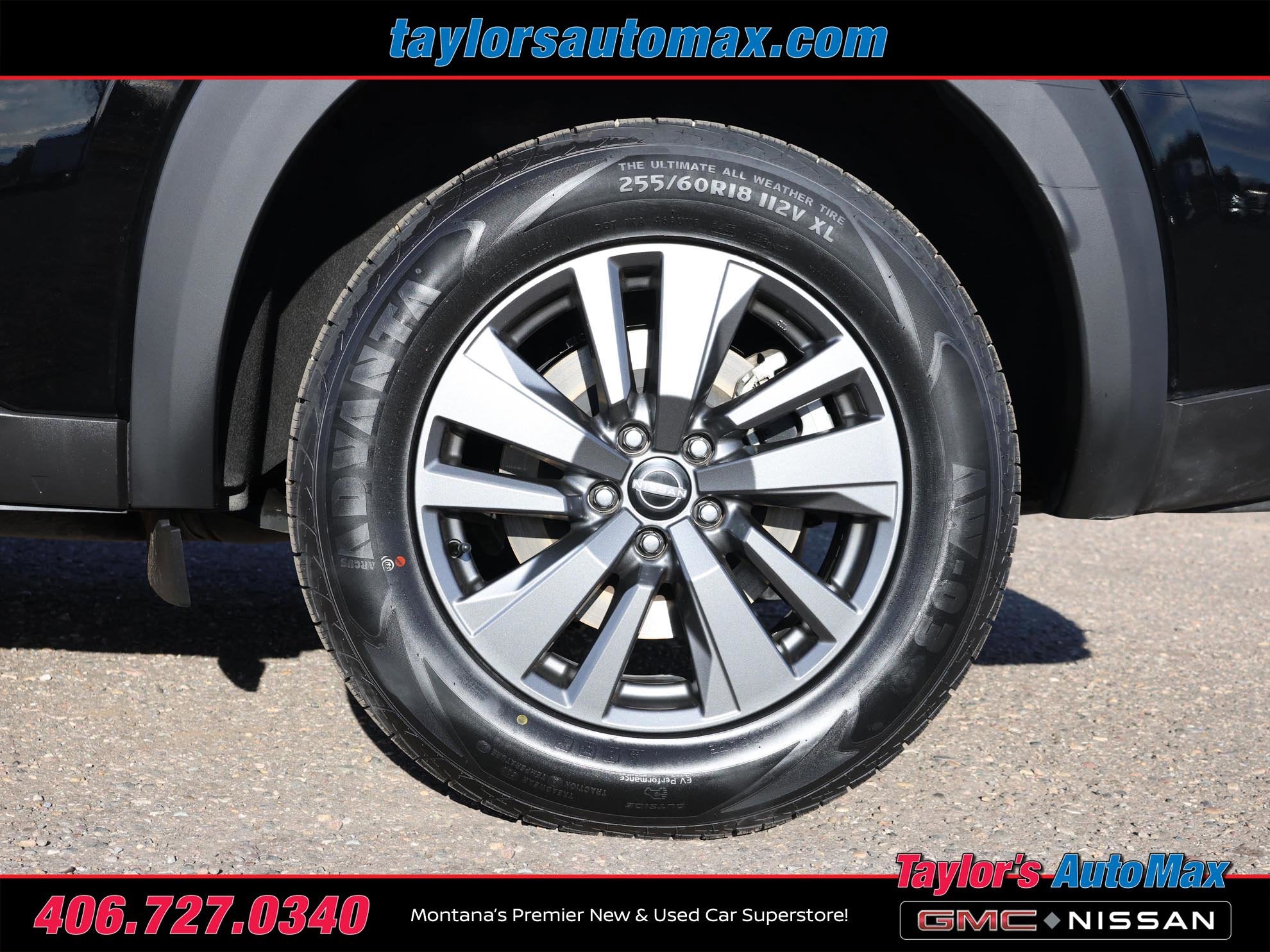 2024 Nissan Pathfinder SV