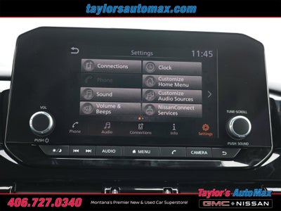 2024 Nissan Pathfinder SV