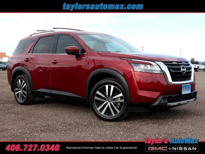 2023 Nissan Pathfinder SL