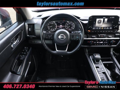 2023 Nissan Pathfinder SL