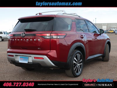 2023 Nissan Pathfinder SL