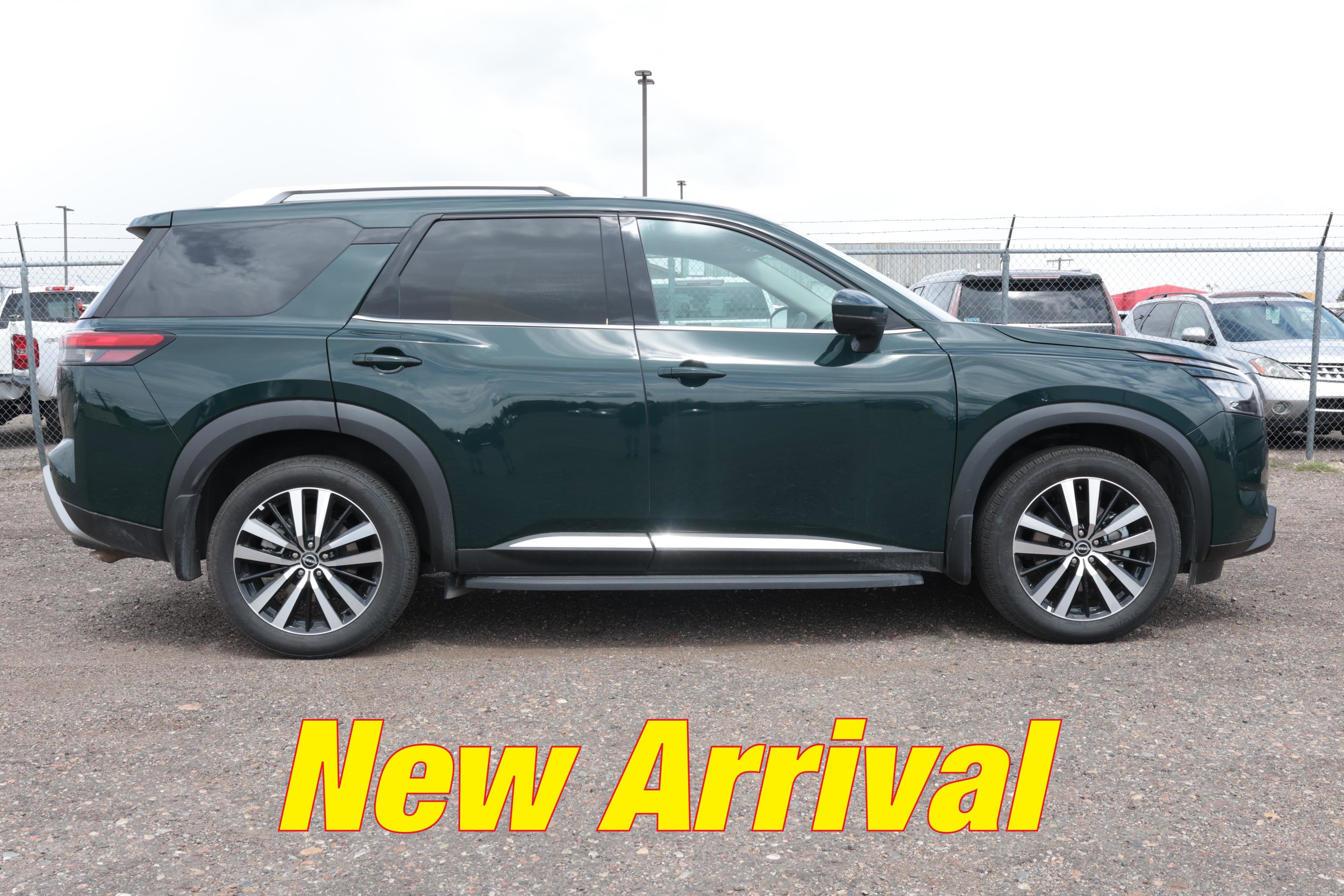 2025 Nissan Pathfinder Platinum