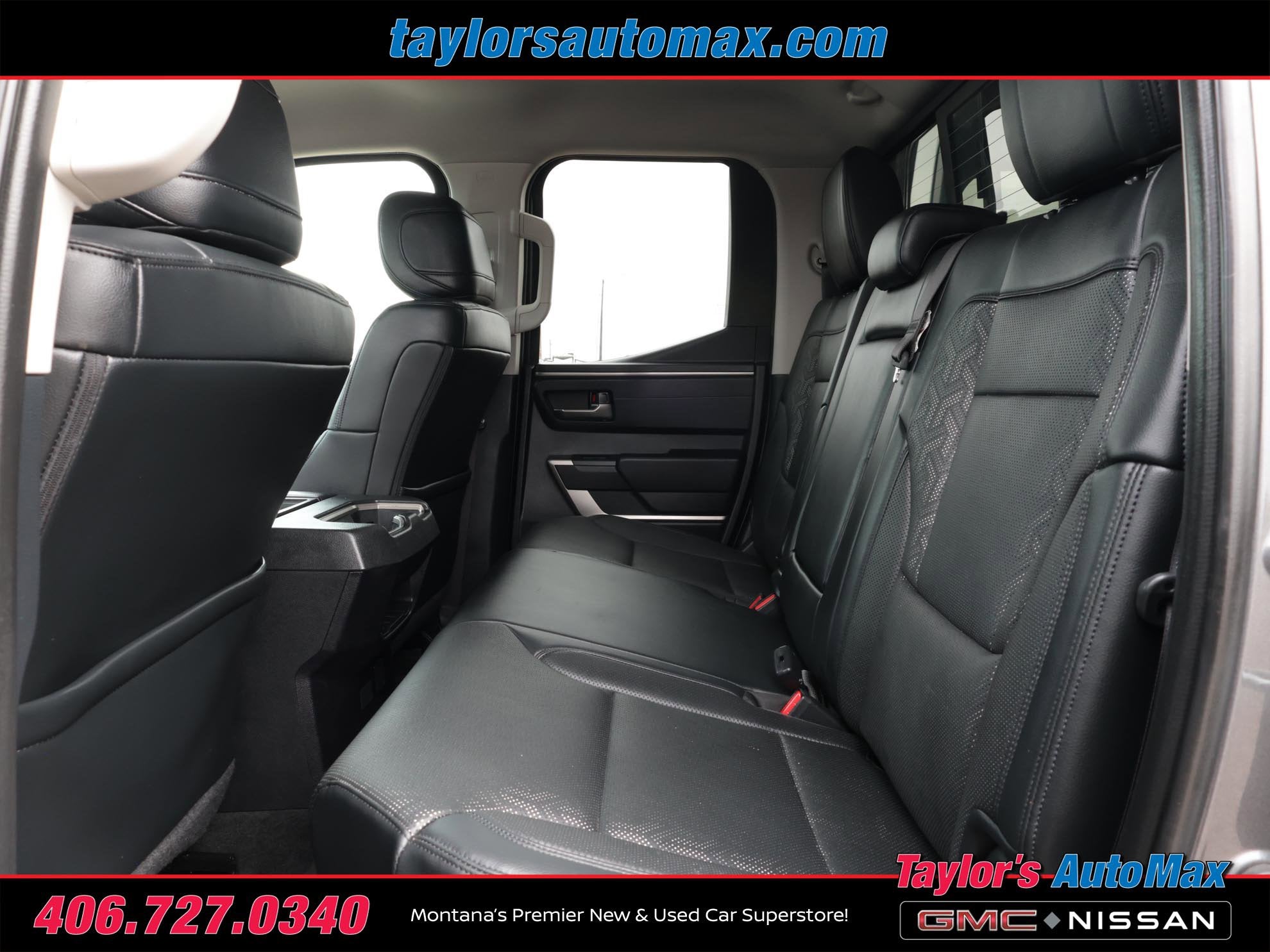 2022 Toyota Tundra 4WD SR5